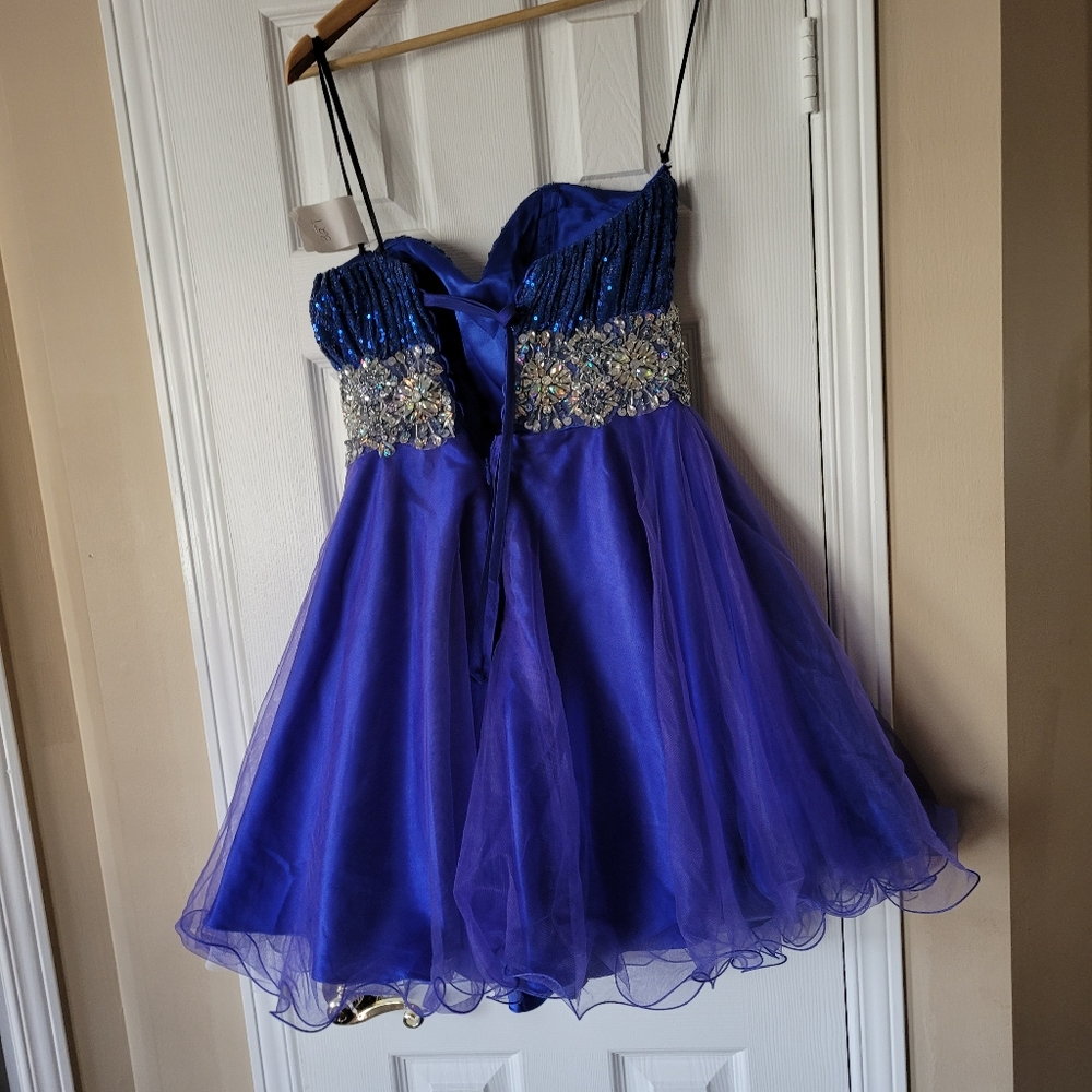 PROM/GRAD DRESS 👗